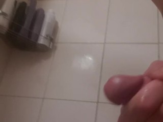 Dutch guy mastrubating in the shower with cumshot