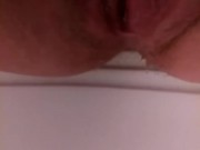 PEEING&SQUIRTING QUICKIE WHILE HIDING