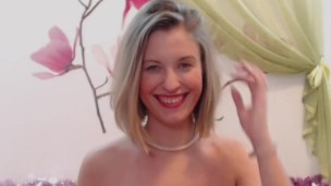 Sexy blonde waits for her boyfriend all naked & ready for anal