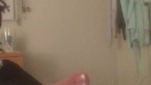 Gf pleasuring herself while showing her feet