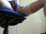 Masturbates in the office with a vibrator 11/16