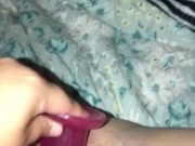 teen makes herself cum 10/16