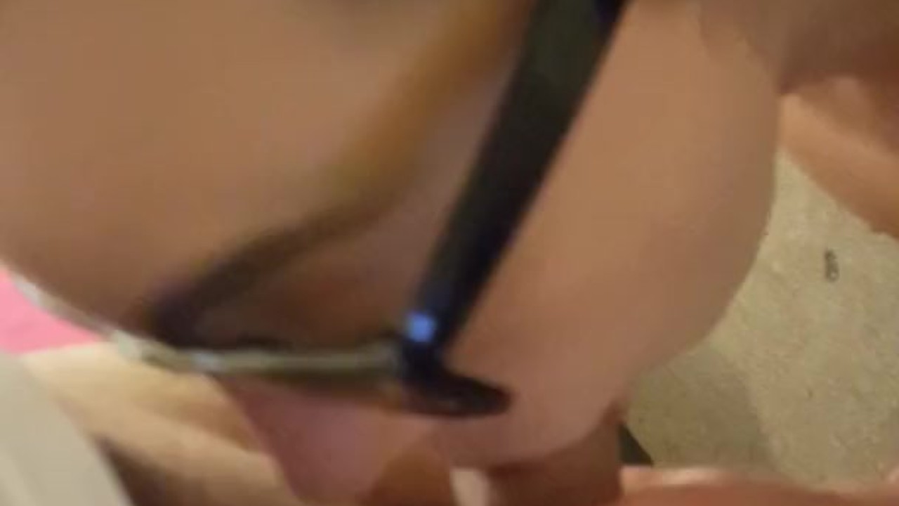 deepthroat slut teen stepsister cute glasses best face throat fuck ever - Video di sesso gratis - RedTube