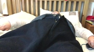 human balloon bed clip in a suit