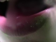 Universitario tira su Leche en la camara y la limpia con su propia lengua