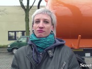 GERMAN SCOUT - Schlankes Punk Teen mitten in Berlin getroffen und gefickt 1/16