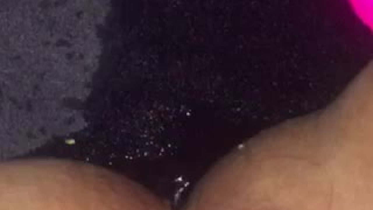 Female Solo Squirt! - Toy Slips, Almost Goes In Wrong Hole! - 無料セックスビデオ - RedTube