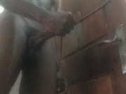 je me masturbe avant partir travailler