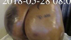 Cherokee Clapping Ass Oiled Up