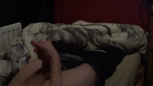 20yo Male Solo Masturbation While Watching Porn (Me)