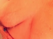 Showering - Screenshot 12 of 16 - Latin