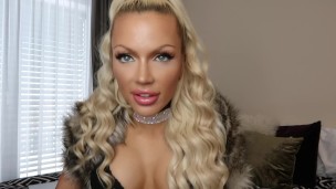 www.manyvids.com/Video/899823/Gold-Digger/
