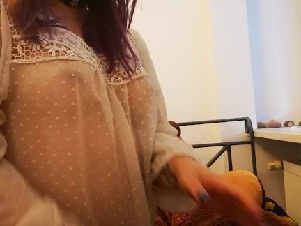  BIG SEXY HAIRY GIRL MASTURBATION