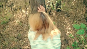 Amadores  fodendo estilo cachorrinho na floresta Outdoor Fuck