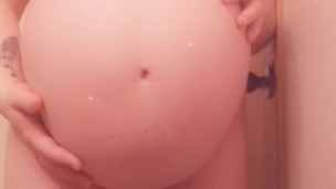 37 weeks pregnant, and ready to pop