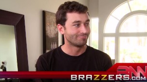 BRAZZERS - Slutty reporters Erica Fontes & Lizz Tayler share big dick