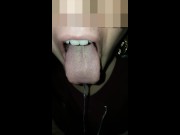 Girl huge mouth and long tongue spit 12/16