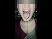 Girl huge mouth and long tongue spit 13/16