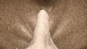 Using lotion to masterbate, look at that thick load at the end !