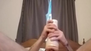I can def fuck an cum like a mofo!