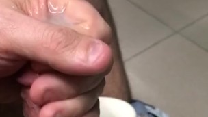 Quick public masturbation - messy ruined orgasm