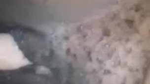 She creamin and squirting on it