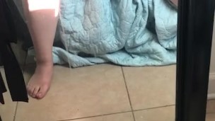 Chubby Chick Makes Herself Cum Quick