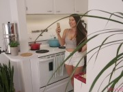 Bab Step Dad - Screenshot 1 of 16 - HD