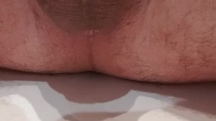 tucking pee2