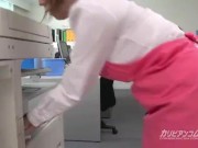 【無】美人掃除婦の臀部に欲情 秋野千尋 Chihiro Akino 4/16