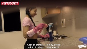 Colombian Squirting Maid Matilde Ramos Cleans Up - LETSDOEIT