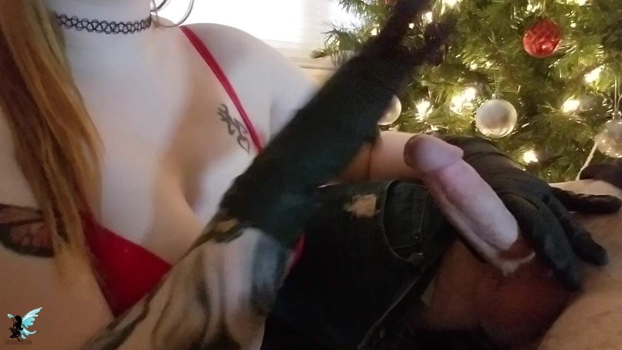 Naughty Little Step Sister Ruins Orgasm Gloves Cum on Big Tits - Video di sesso gratis - RedTube