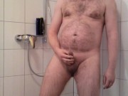 Singen beim Pissen