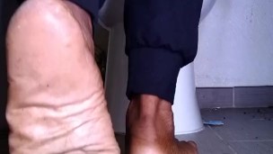 KITTY KASH dancing two tone feet