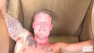 Reality Dudes - Gay for pay Sean gets his ass fucked pov