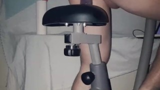 Teen big Bubble butt ass booty riding a dildo and workout