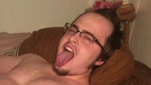 Moaning and Cumming on My Face! CEI Reaction, I'm Such a Cumslut :p Love it