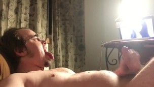 Moaning and Spraying My Face With Cum! Watched a CEI Like a Good Cumslut ;p