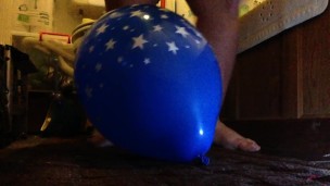 balloon stomp clip