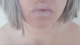 Mini Tongue Check (Mouth Examination)