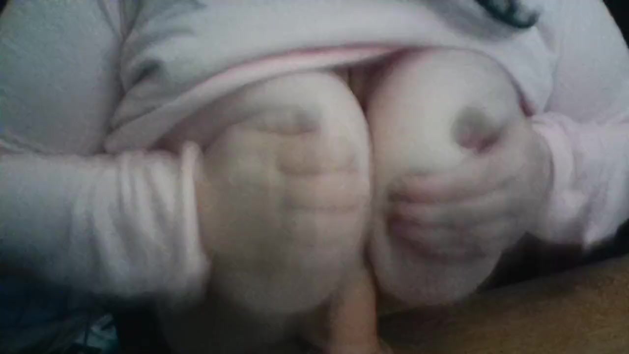 Momma Midoriya Gives Boobjob to Dildo - RedTube