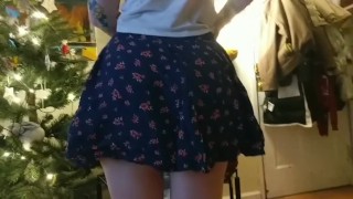 あなたのために私の服のいくつかを試着します。