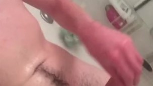 MIAMI VILLA SHOWER WANK