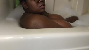 Fucking Myself CRAZY in my Roomate's Tub While Shes Home