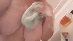 Clean Titties