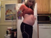Belly play 2 - Screenshot 2 of 16 - Belly