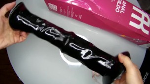 UNBOXING: DILDO BY FAAK (Bottomtoys)