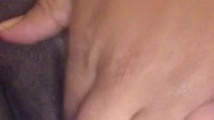 EBONY BBW STROKES PHAT JUICY PUSSY