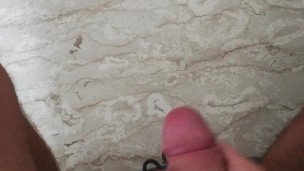 Me jerking off and cumming /Io che mi sego e vengo