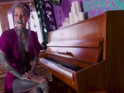 Anuskatzz like to introduce herself ! 16/16